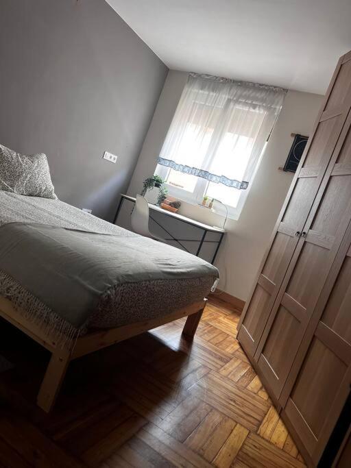 Amplio Piso A 400M De La Playa Apartment Gijon Exterior photo